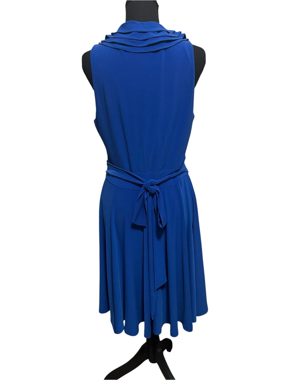 Just…Taylor. Royal Blue Sleeveless Ruffled V-Neck Midi Dress - Picture 5 of 10